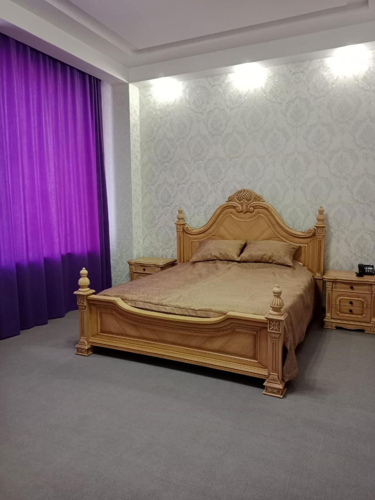 Respect Hotel Pavlodar Buitenkant foto