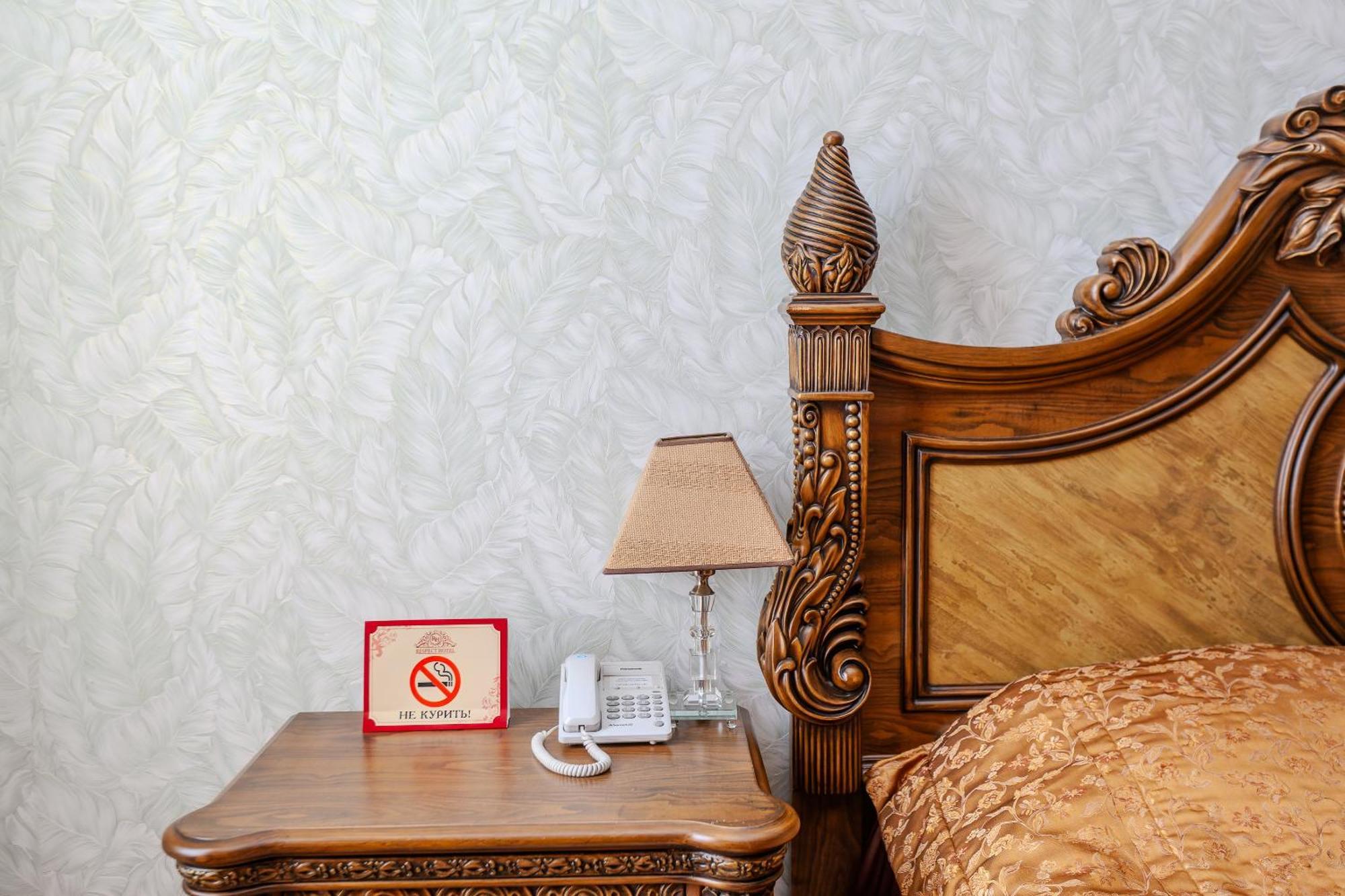 Respect Hotel Pavlodar Buitenkant foto