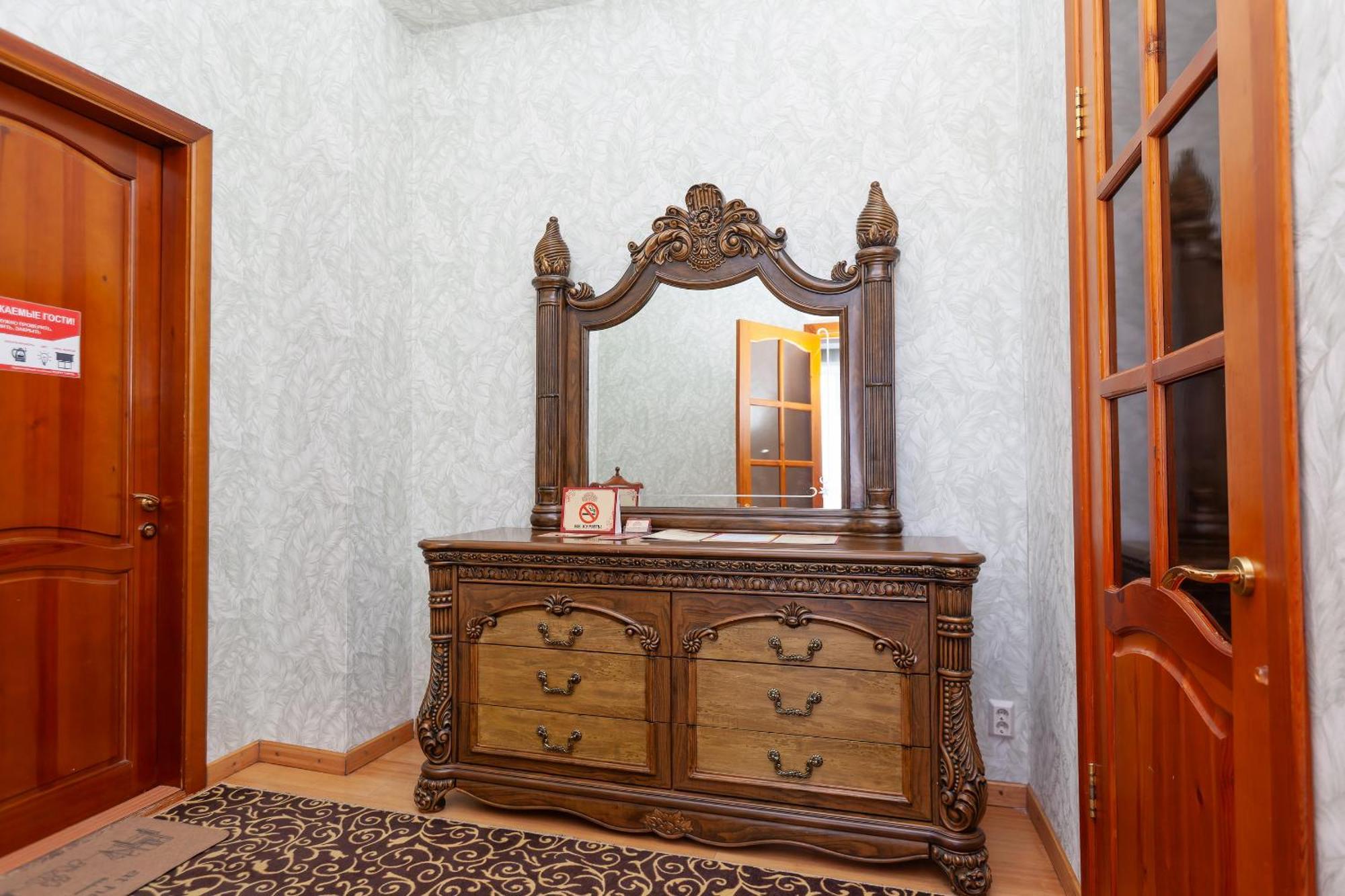 Respect Hotel Pavlodar Buitenkant foto